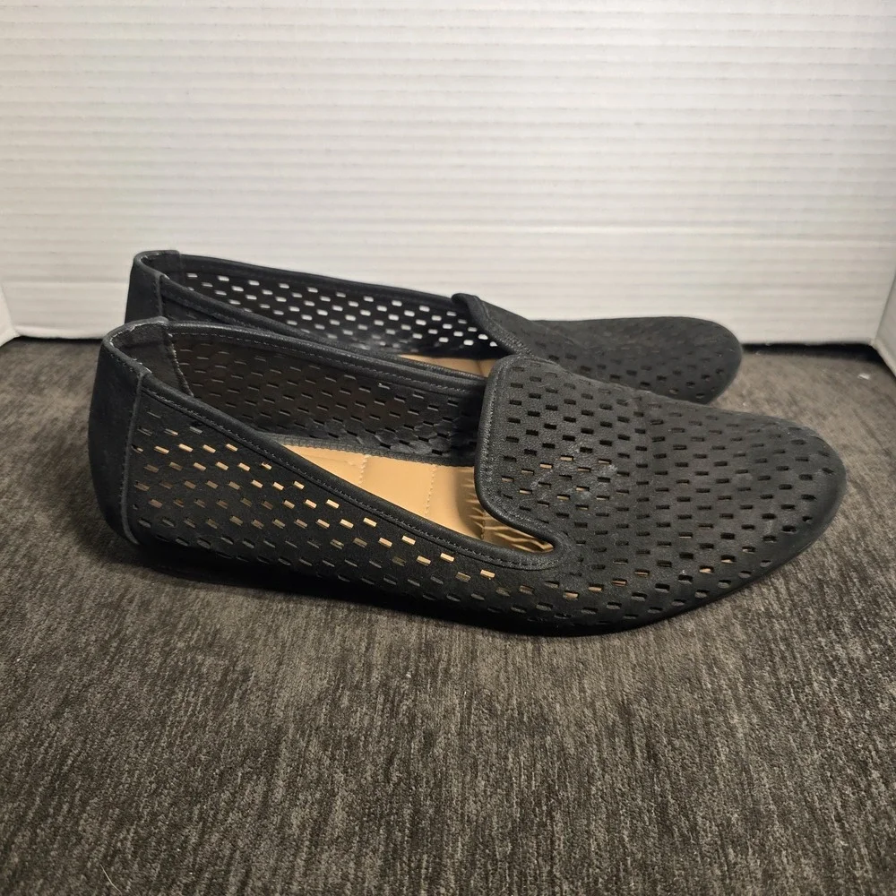 Me Too Yale Slip-On Loafer Shoes Women's Black Suede Laser Cut Size 9